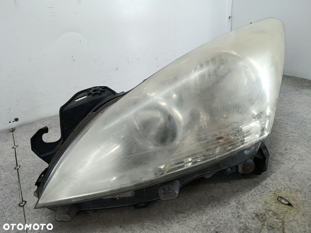 LAMPA PRZÓD LEWA PEUGEOT 5008 9682519180 89903106  VALEO - 4