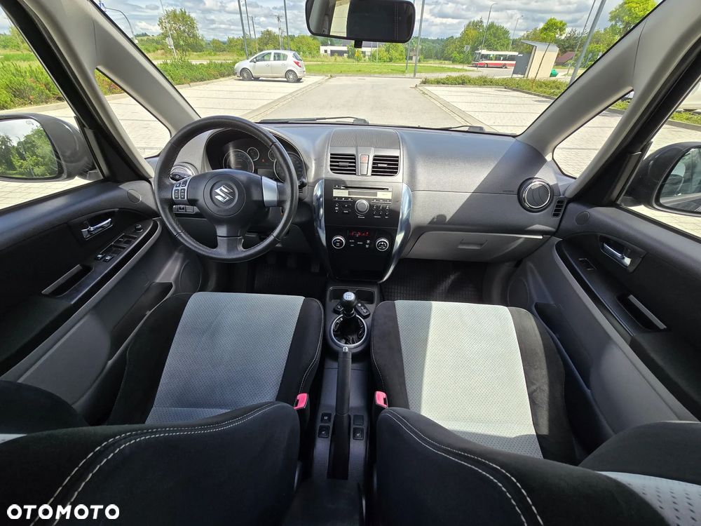 Suzuki SX4 1.6 VVT 4x2 Style - 12