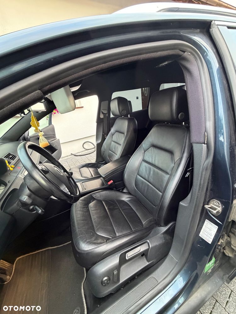 Volkswagen Passat 2.0 TDI DPF Comfortline - 13