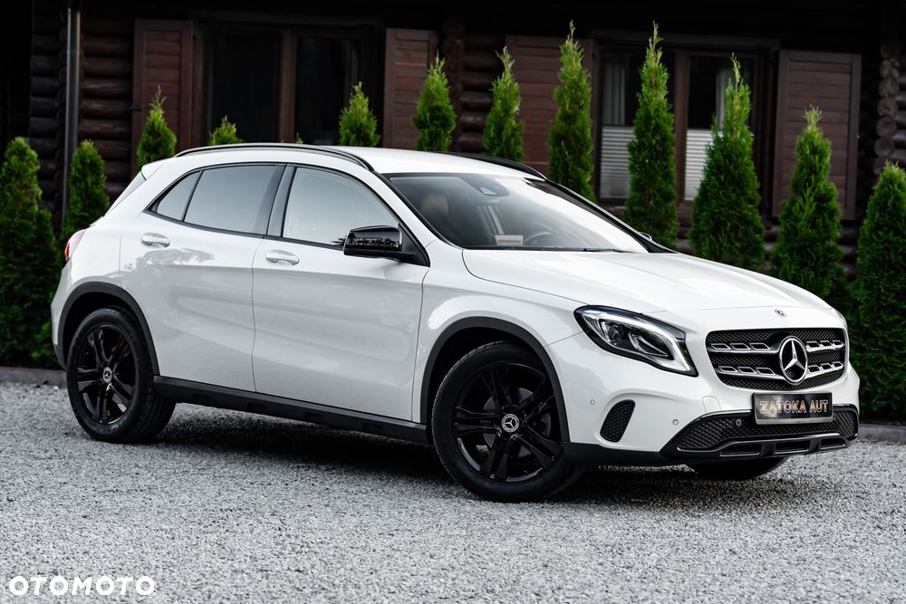 Mercedes-Benz GLA 200 7G-DCT - 6