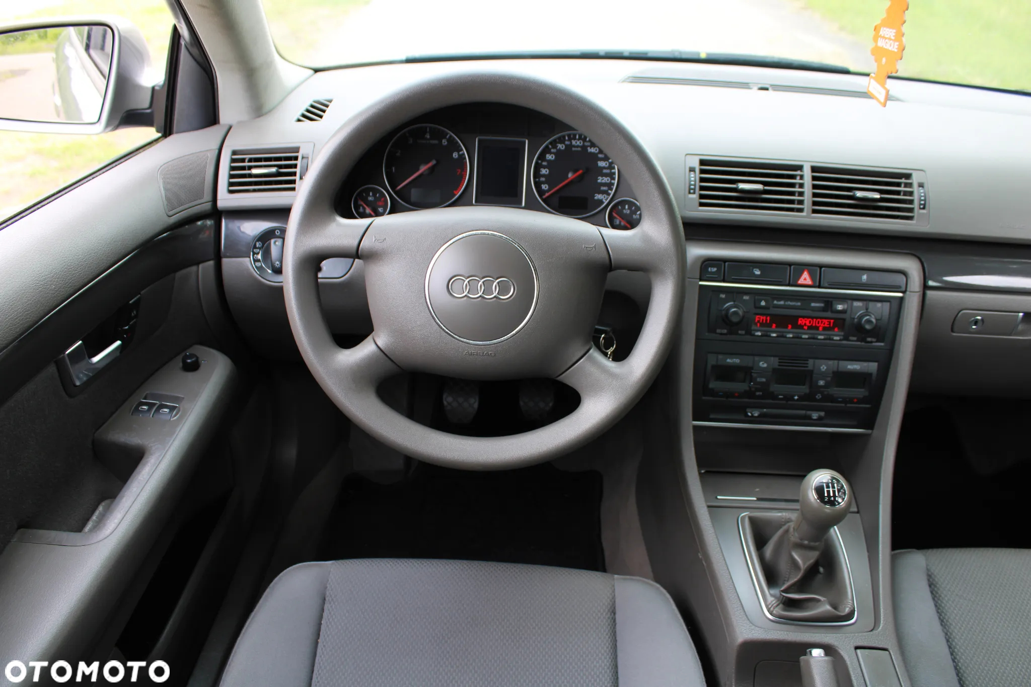 Audi A4 1.6 - 18
