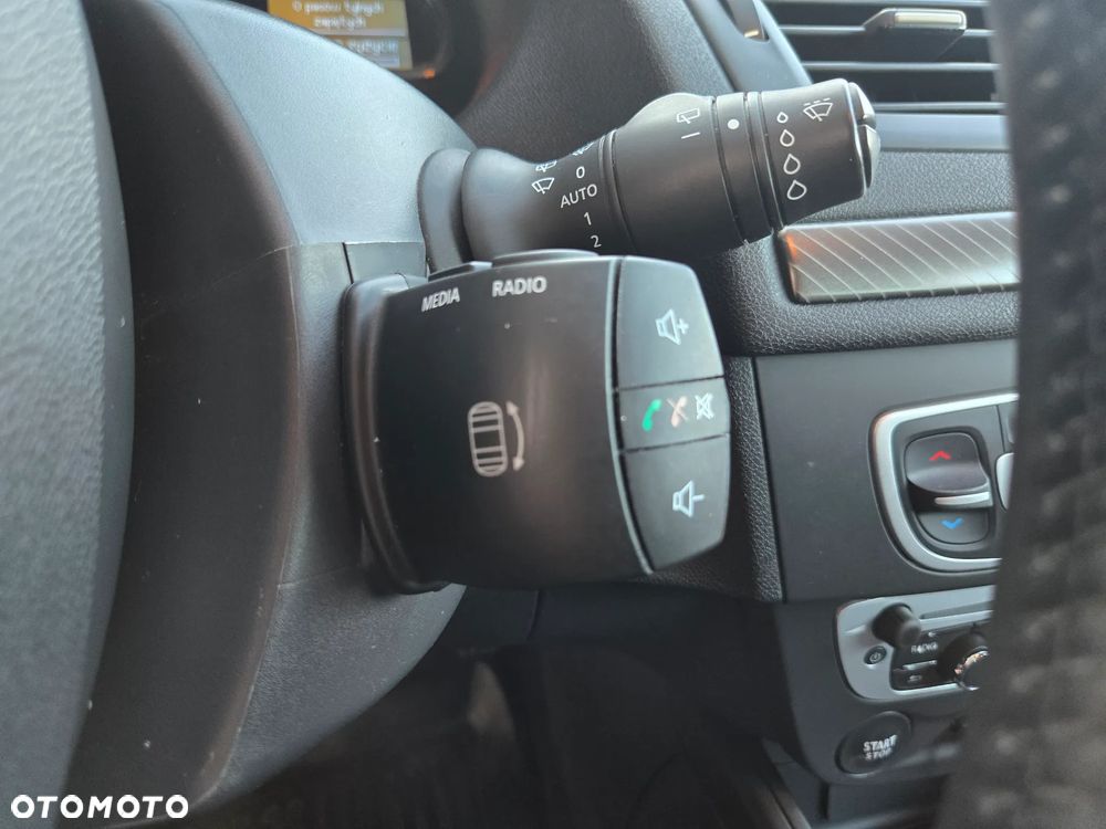 Renault Megane ENERGY TCe 115 Start & Stop Expression - 22