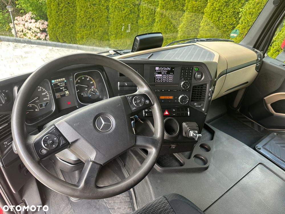 Mercedes-Benz / ACTROS / 1832 / MEGA / BDF / 150 000 tys.km. / - 31