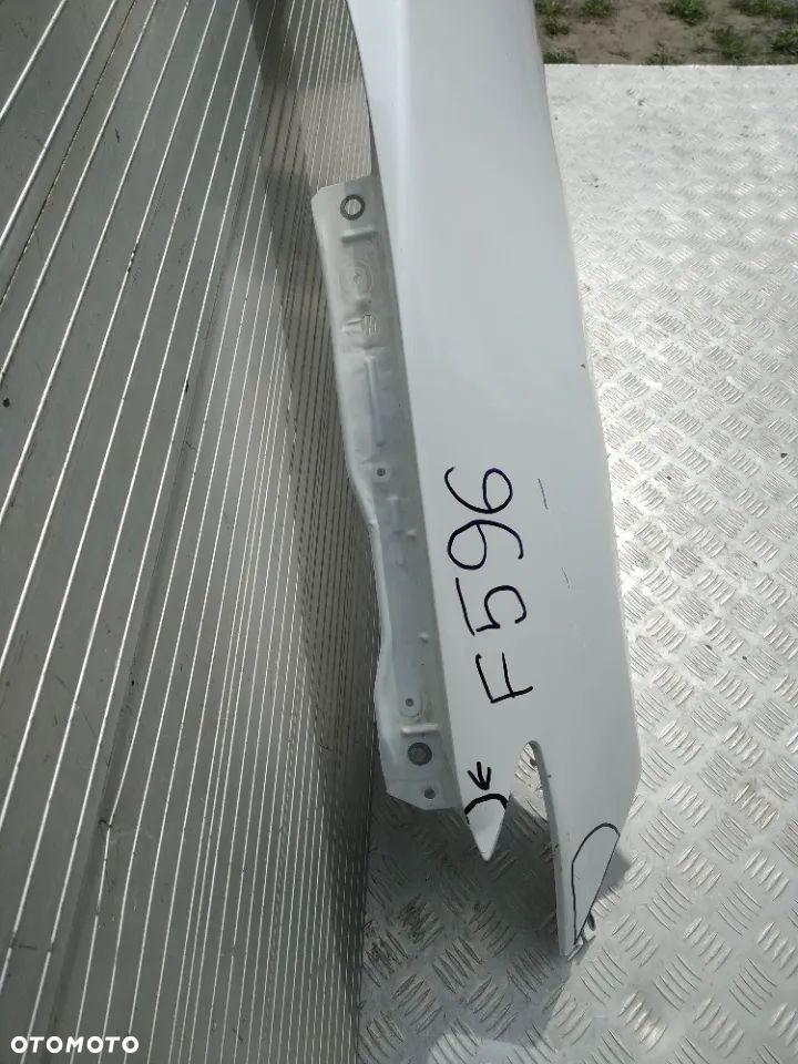 E756/F596/F564/B875/F750/H114/H564 LEWY BŁOTNIK MAZDA 3 III 2013 - 2016 - 3