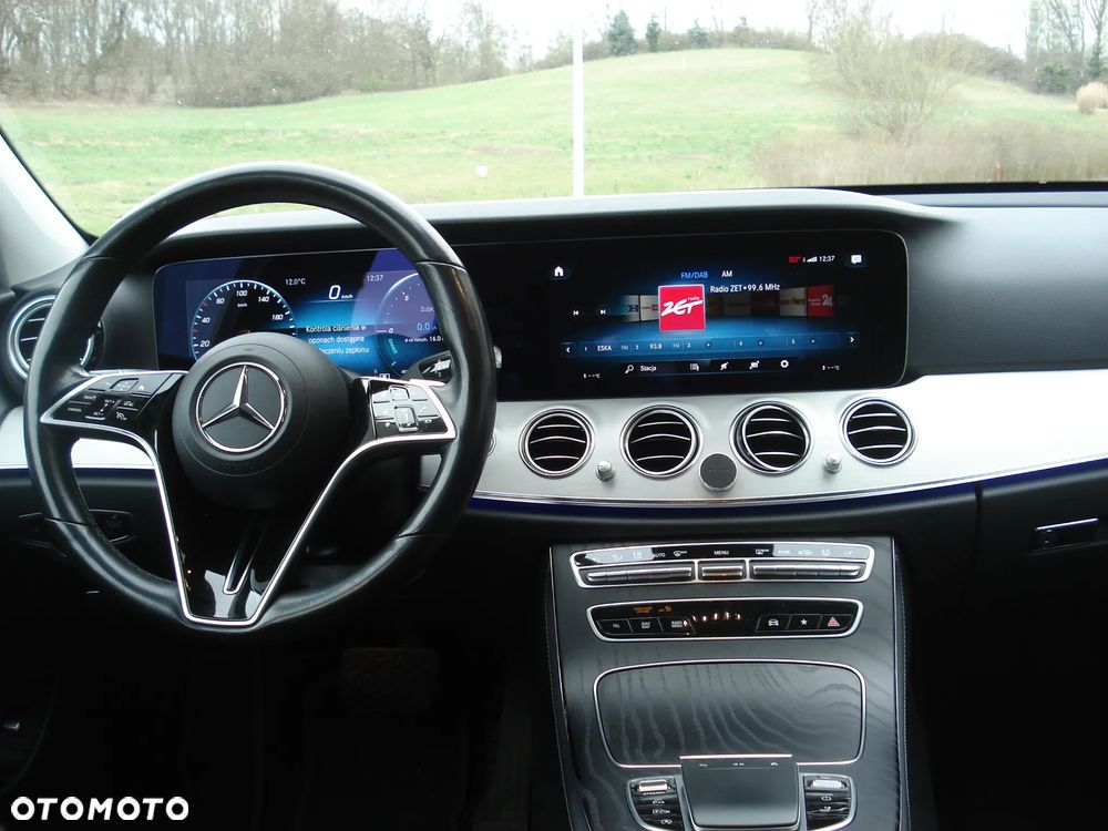 Mercedes-Benz Klasa E 220 d 9G-TRONIC Avantgarde - 23