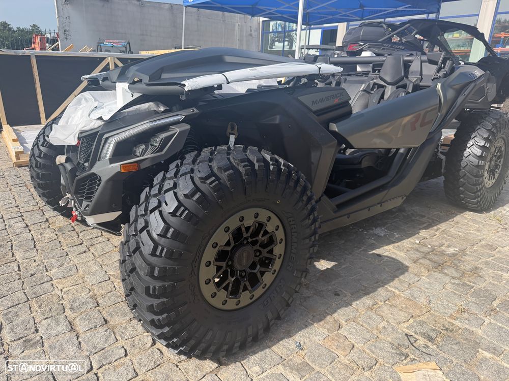 Can-Am Maverick X3 X RC TURBO RR - 5