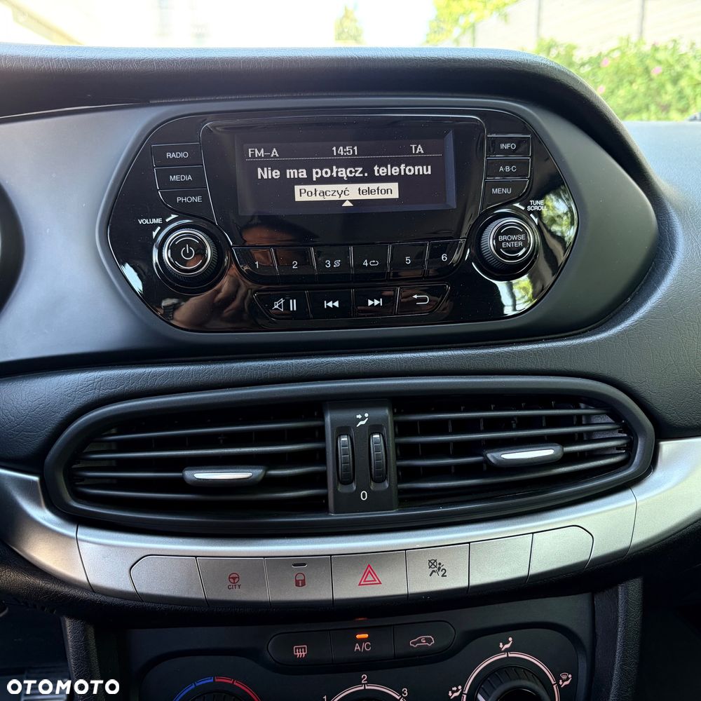 Fiat Tipo 1.4 16v Easy - 17
