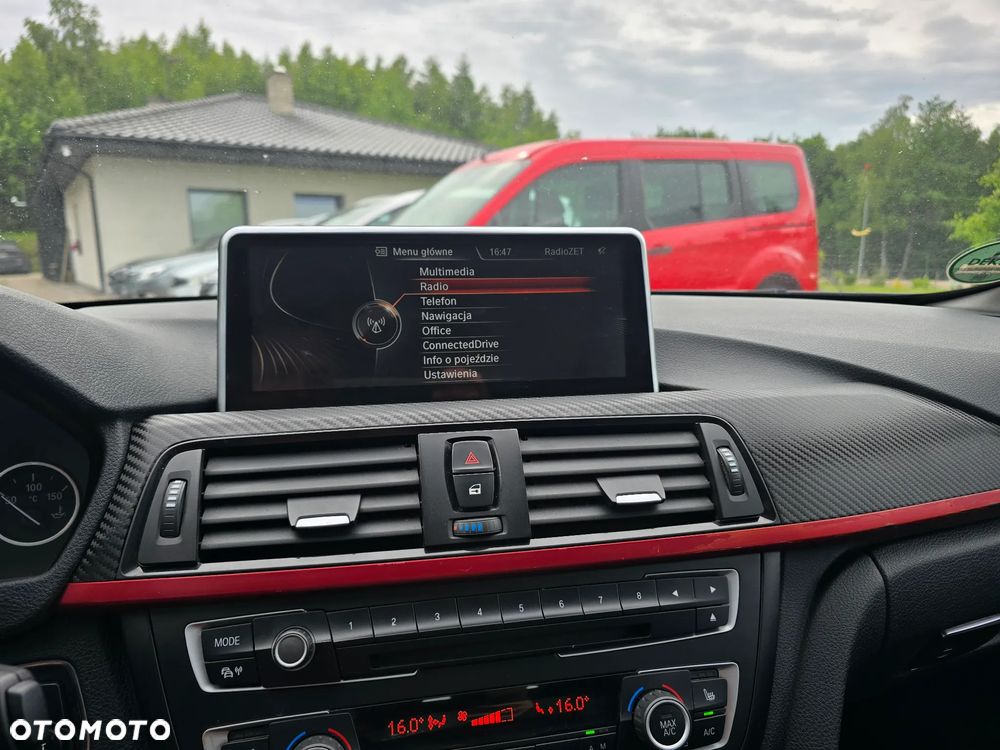 BMW Seria 3 318d DPF Edition Sport - 10