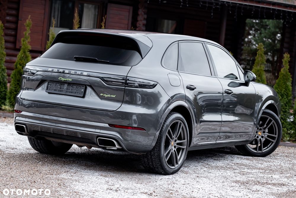 Porsche Cayenne S E-Hybrid - 10
