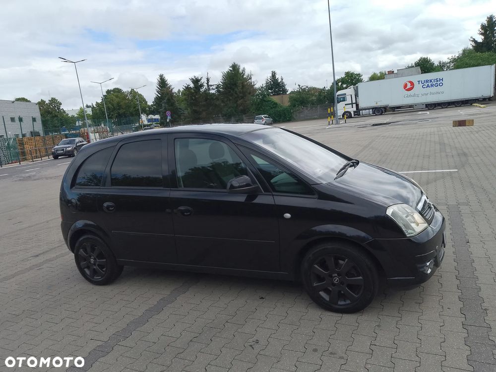 Opel Meriva 1.8 Enjoy - 24