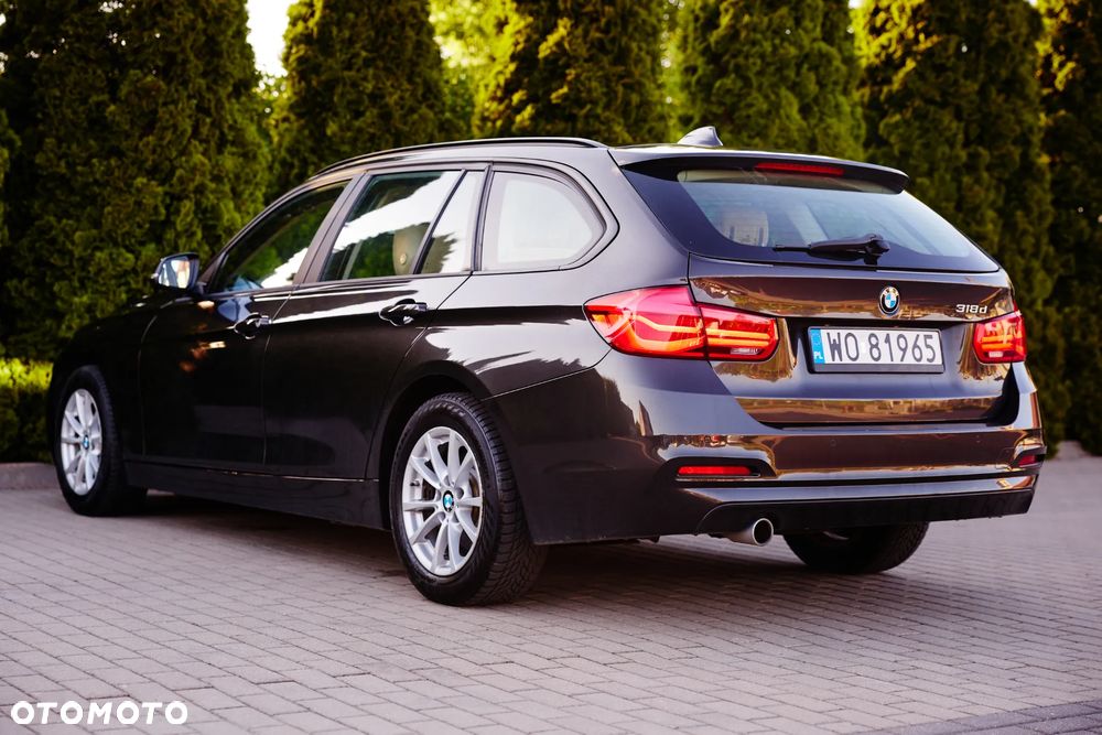 BMW Seria 3 318d Edition Luxury Line Purity - 4