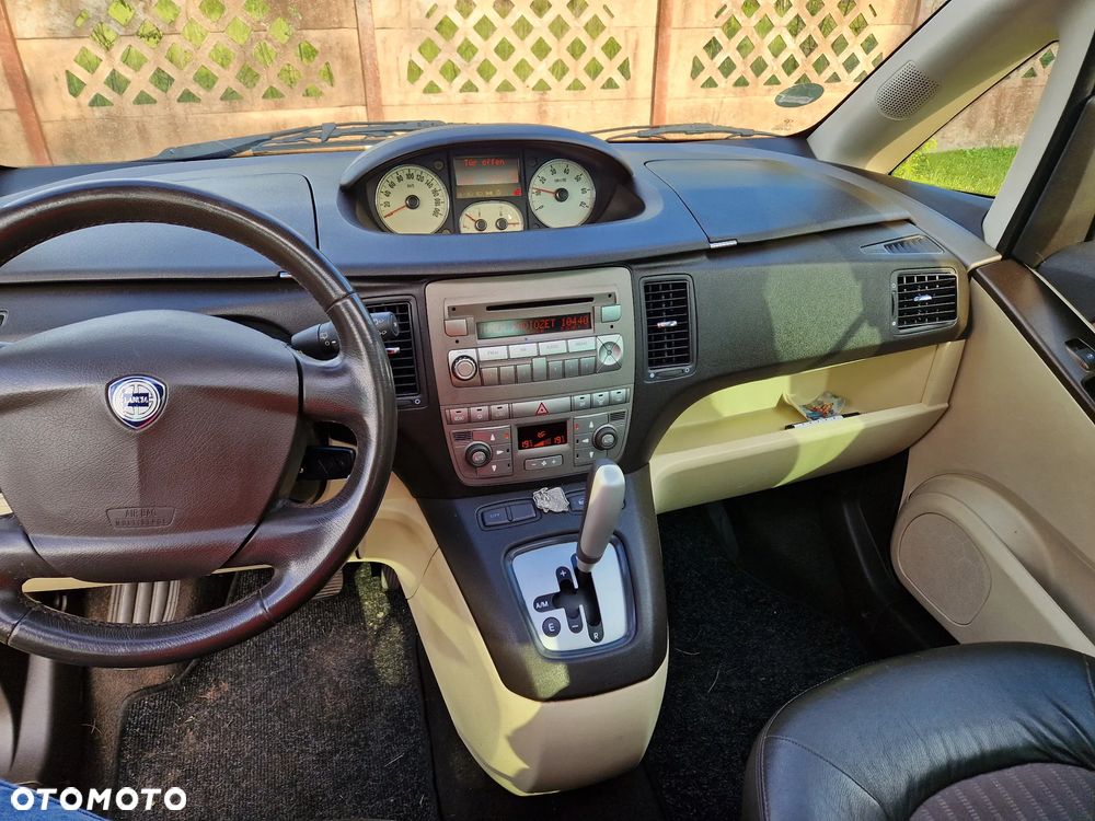 Lancia Musa 1.4 16v Automatik Platino Plus - 22