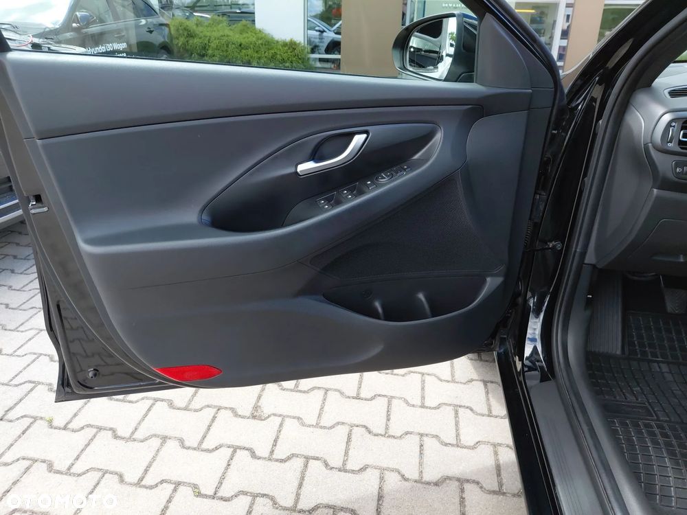 Hyundai i30 1.5 T-GDI 48V Smart DCT - 10