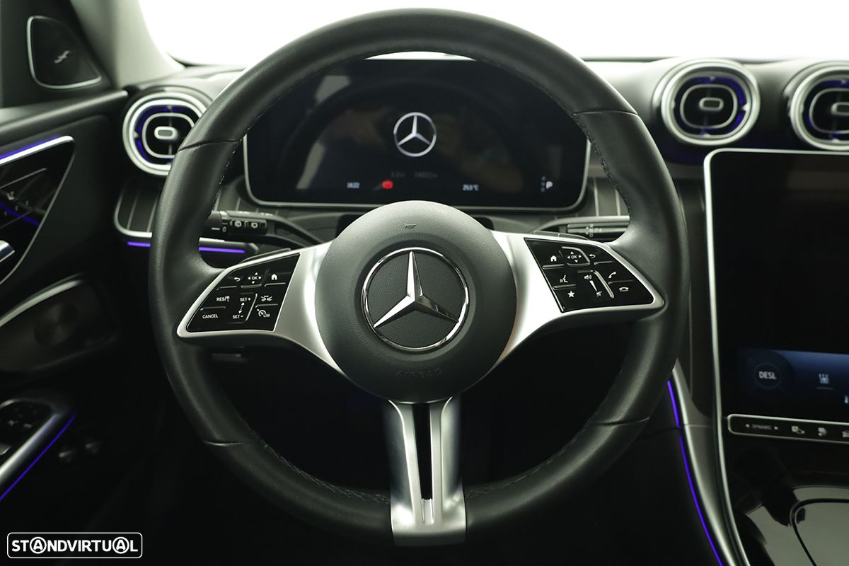 Mercedes-Benz C 300 e - 19