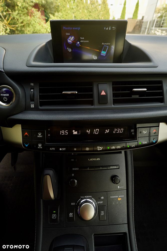 Lexus CT 200h Elegance - 15