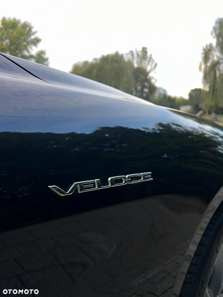 Alfa Romeo Giulia 2.0 Turbo 16V AT8-Q4 Veloce - 8