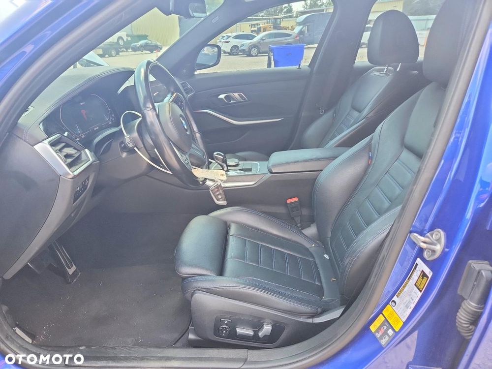BMW Seria 3 330e xDrive M Sport - 7