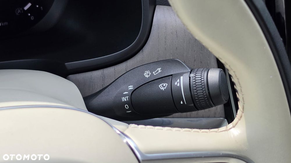 Volvo S90 B4 B Plus Dark - 32