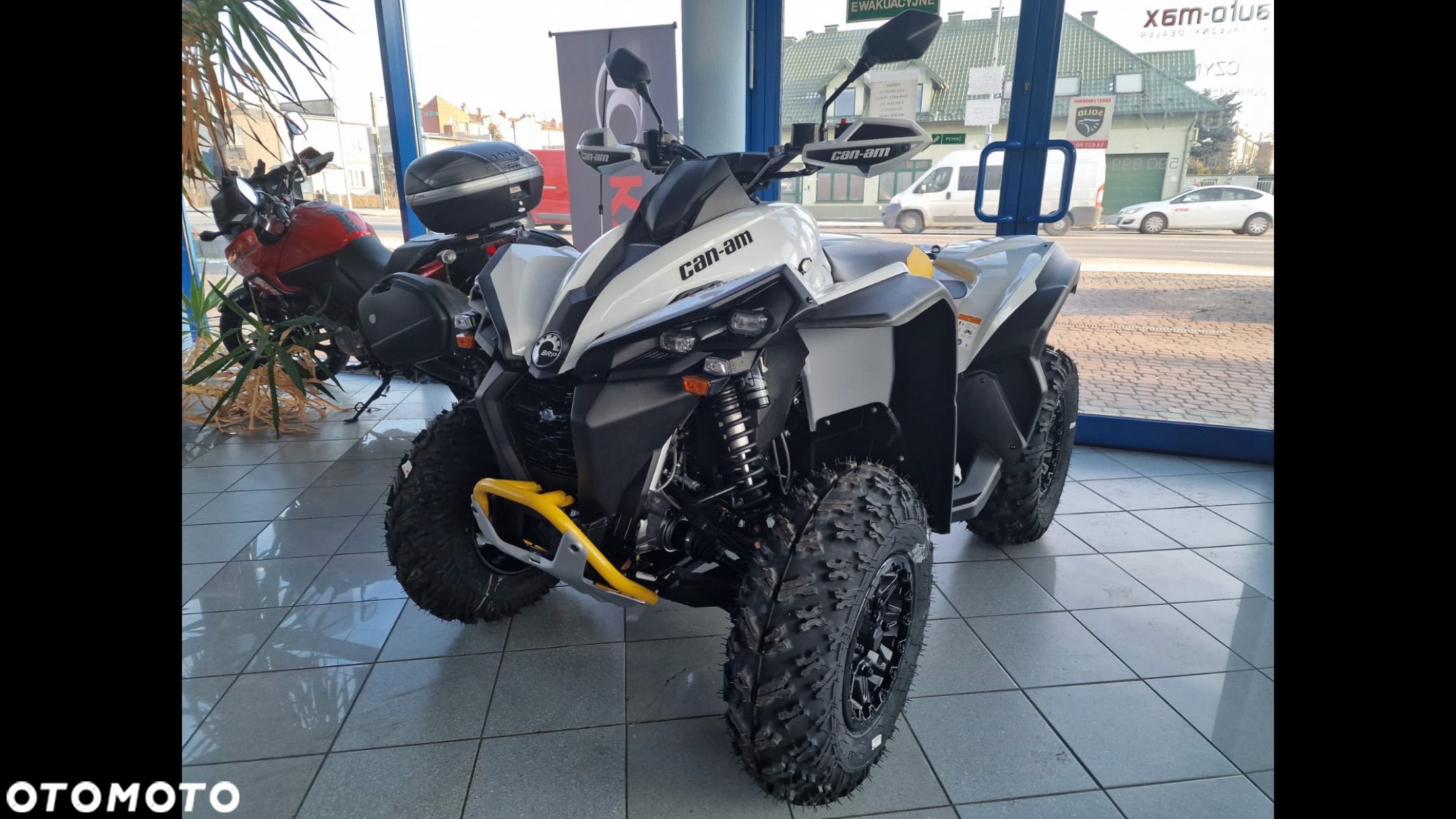 Can-Am Renegade - 1