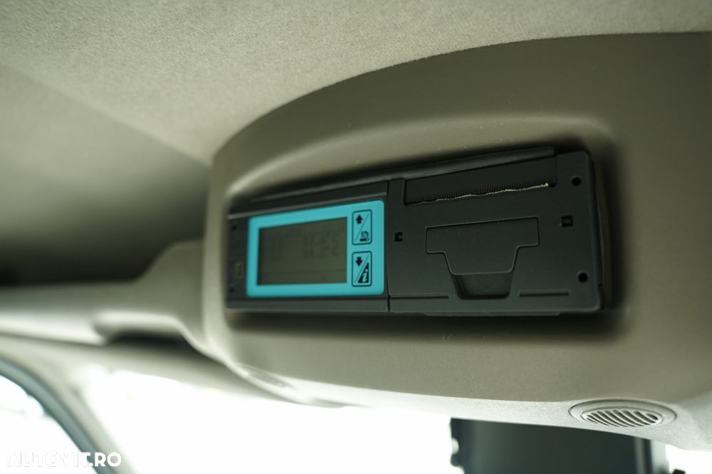 Renault MASTER dCi 170 / Autoutilitară frigorifică / Thermo King Spectrum V-500 MAX / Multitemperatură / Perete despărțitor / Import / - 31