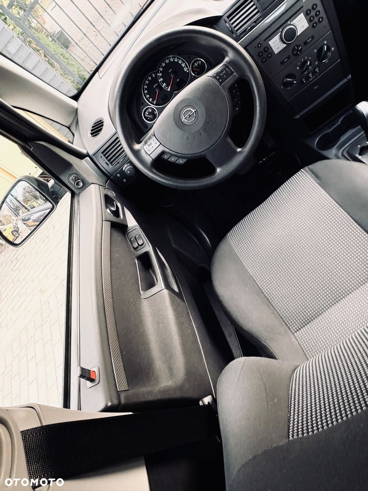 Opel Meriva - 16
