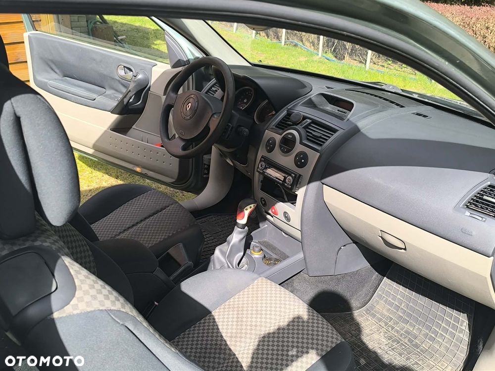 Renault Megane 1.6 Luxe Expression - 10