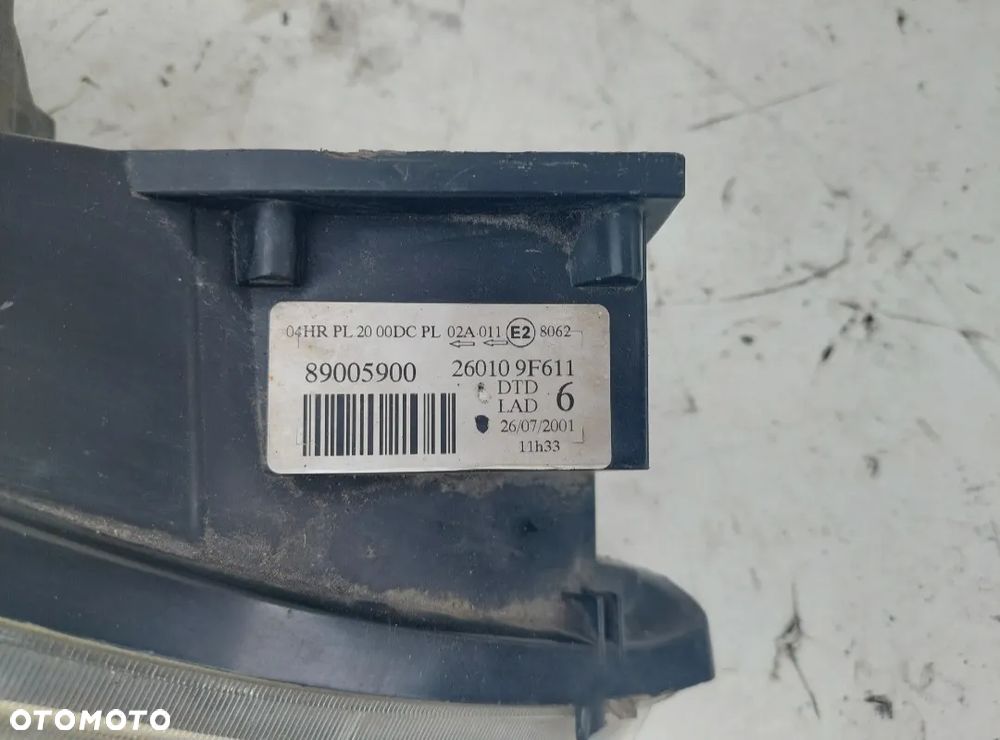 PRAWA LAMPA XENON PRAWY REFLEKTOR NISSAN PRIMERA P11 89005900 - 2