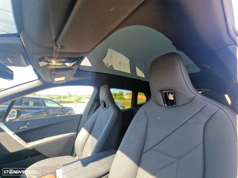 BMW iX xDrive 50 Pack Desportivo - 16