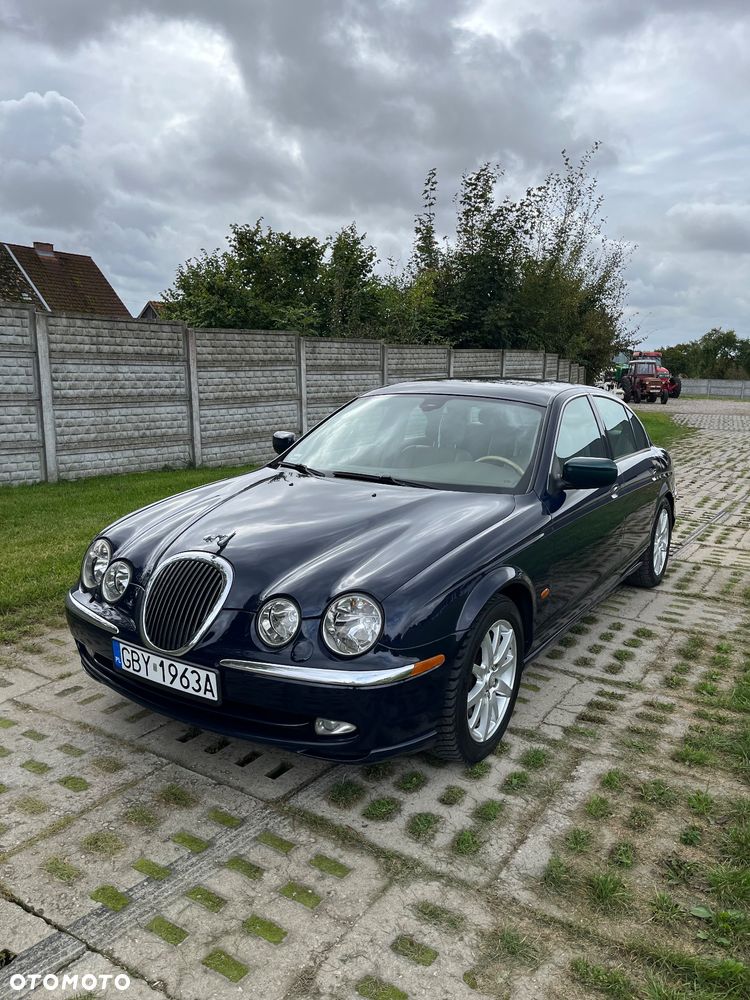 Jaguar S-Type 4.0 V8 - 1