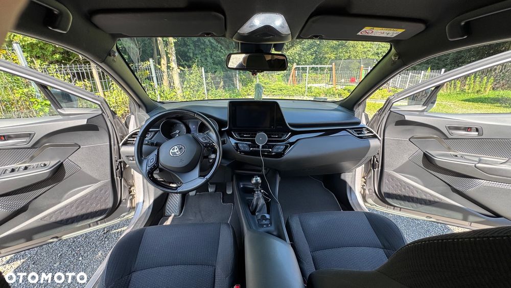 Toyota C-HR 1.2 T Premium - 18