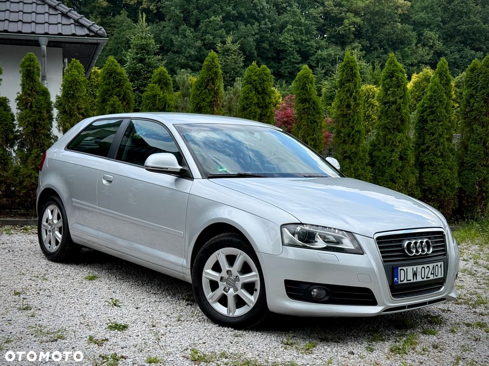 Audi A3 3-drzwiowe 1.6 S tronic Ambiente - 18