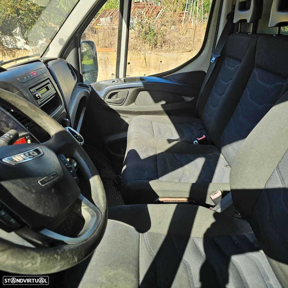 Iveco 35 C 14 Frio Garagem - 7