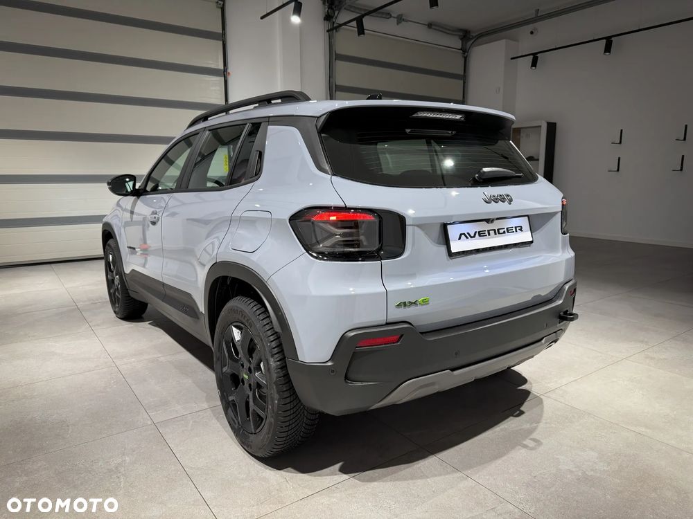 Jeep Avenger 1.2 T3 mHEV Upland 4xe eDCT6 - 5