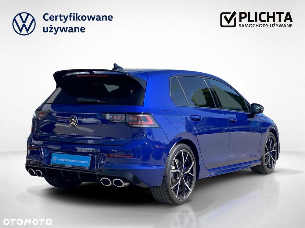 Volkswagen Golf - 6