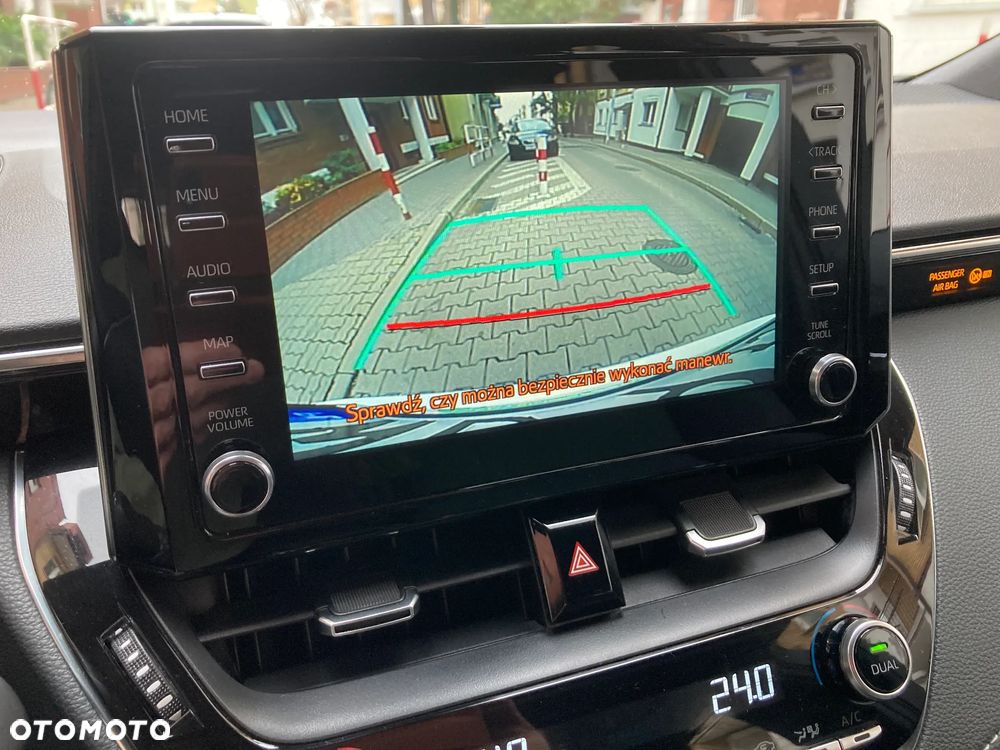 Toyota Corolla 1.8 Hybrid GPF Comfort - 11