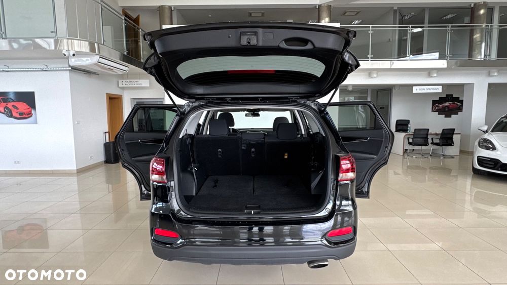 Kia Sorento - 38