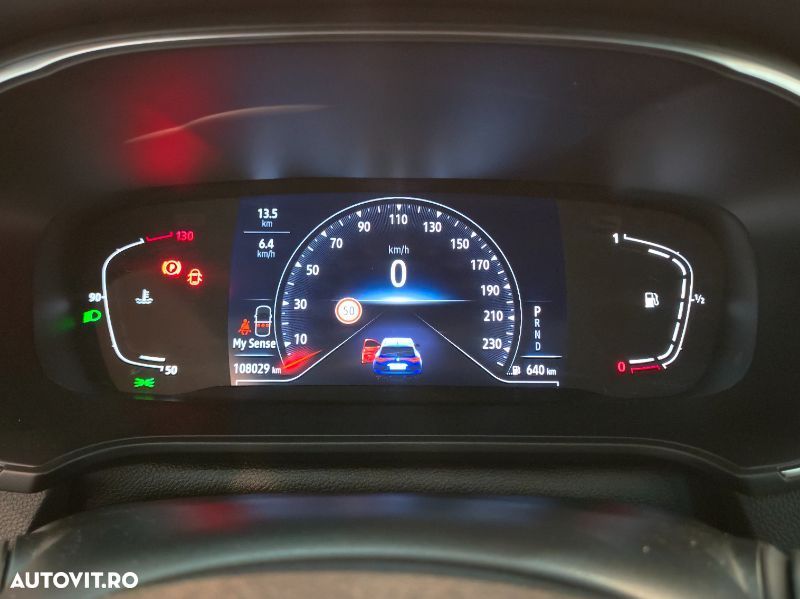 Renault Megane TCE 160 EDC RS Line - 11