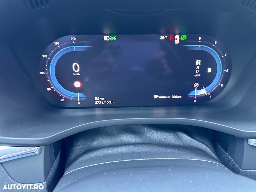 Volvo XC 60 B4 MHEV AT8 AWD R-Design - 29