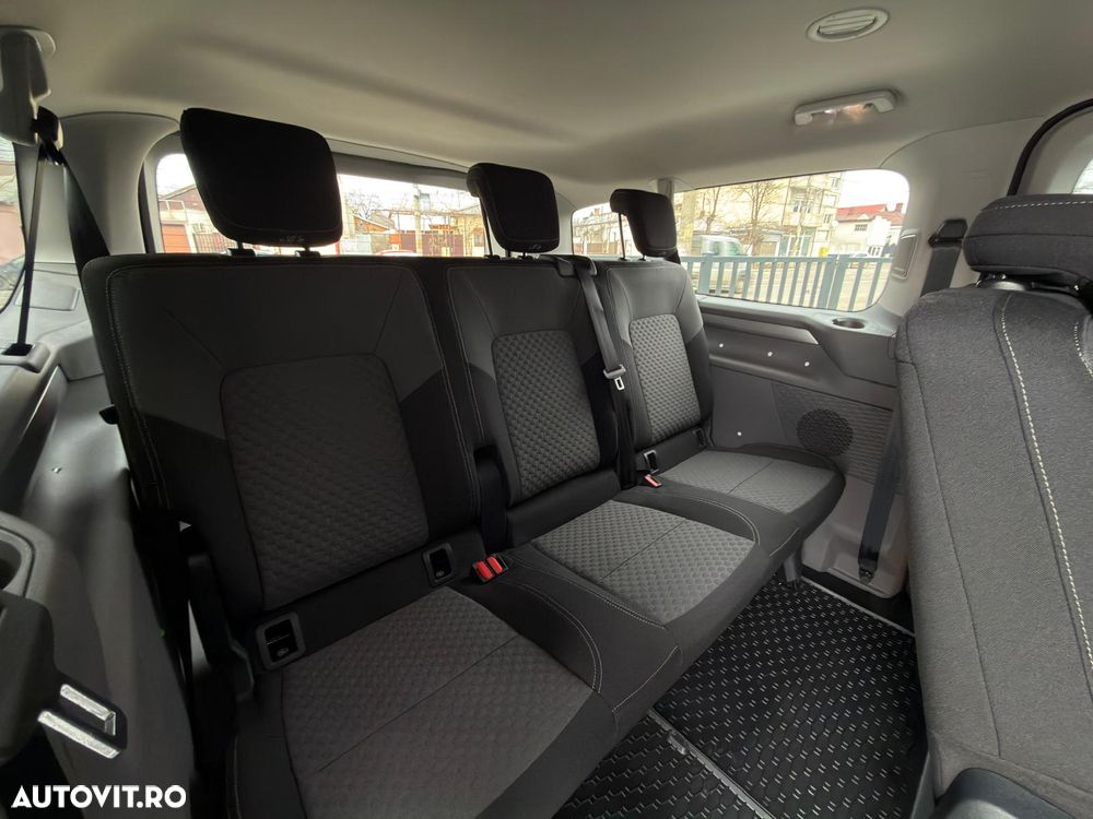 Volkswagen Caravelle 2.0 TDI 146 kW LR Comfortline DSG 4M - 18