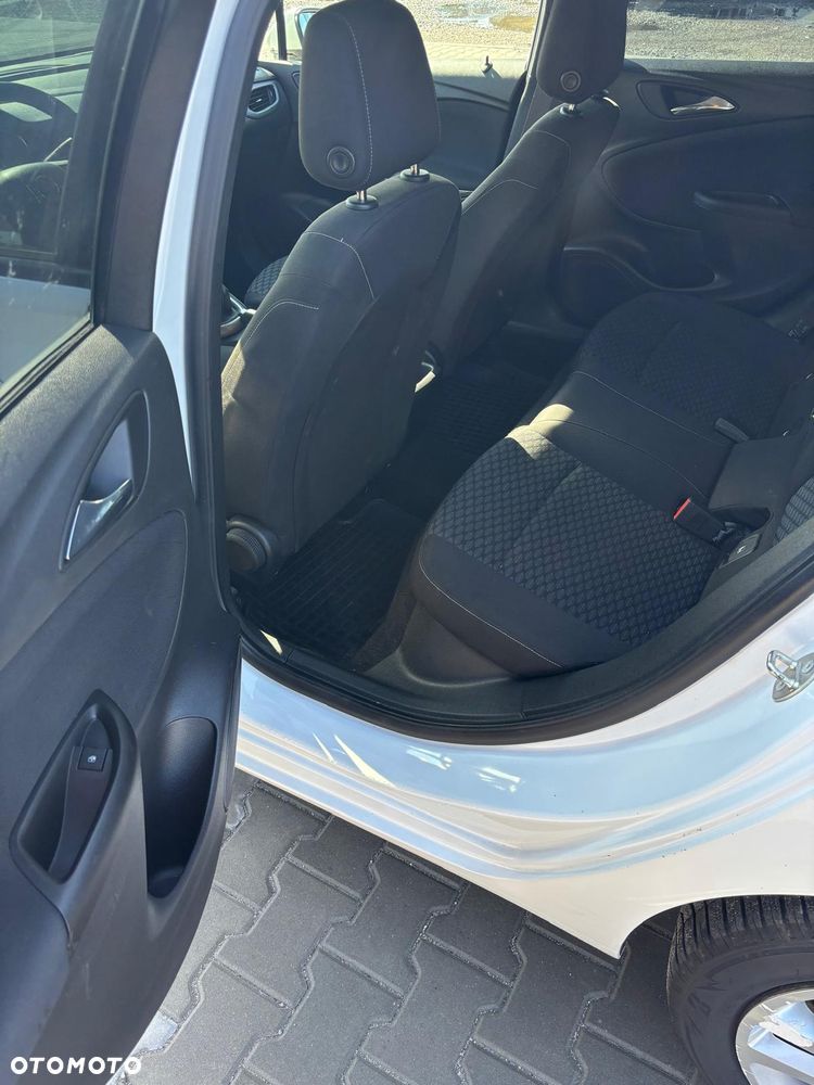 Opel Astra 1.6 CDTI Essentia - 14