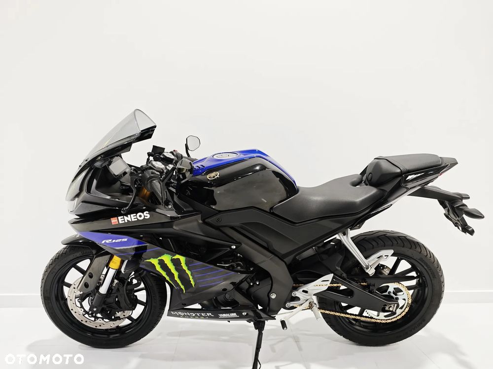 Yamaha YZF - 4