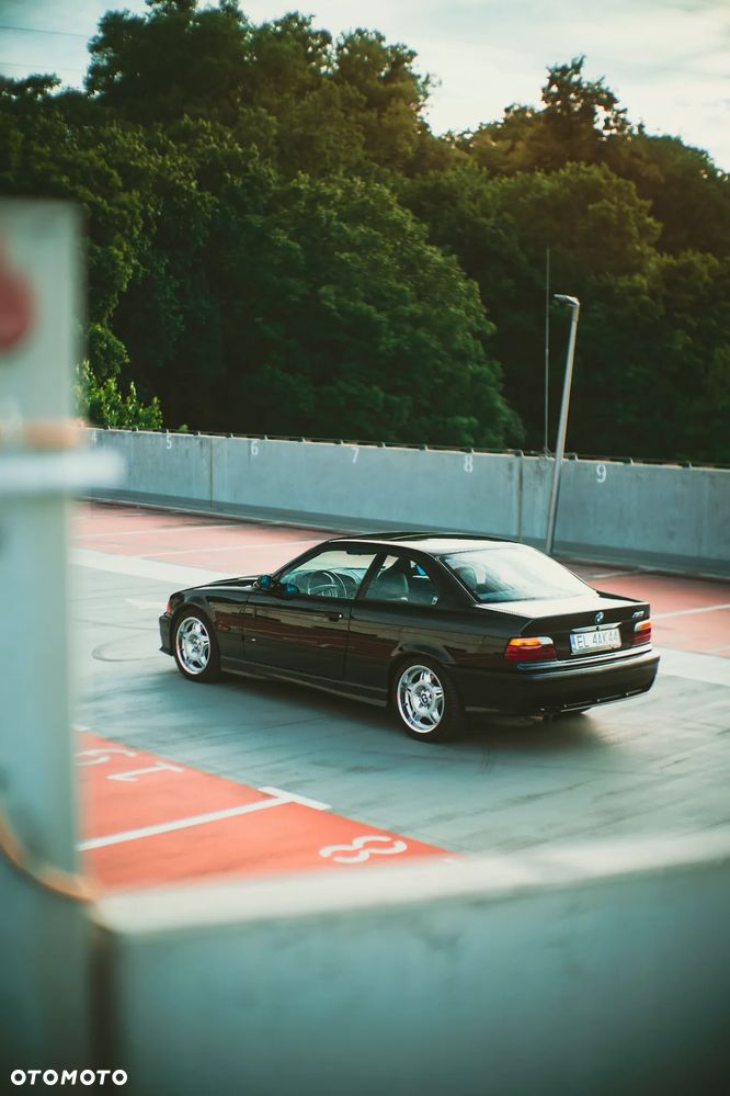 BMW M3 Standard - 24