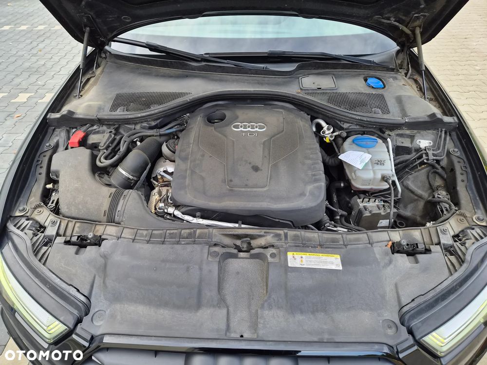 Audi A6 Avant 2.0 TDI Ultra S tronic - 24