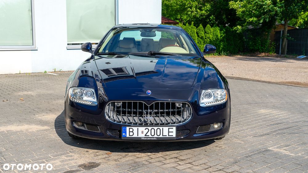 Maserati Quattroporte - 2