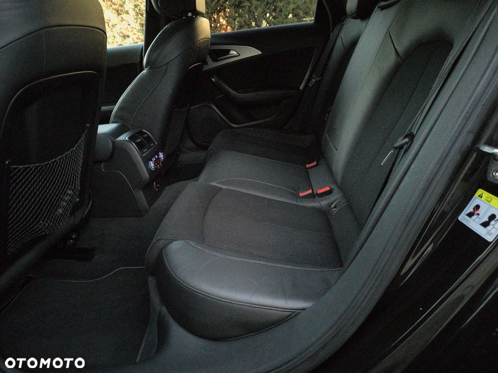 Audi A6 Avant 2.0 TDI Ultra S tronic - 14
