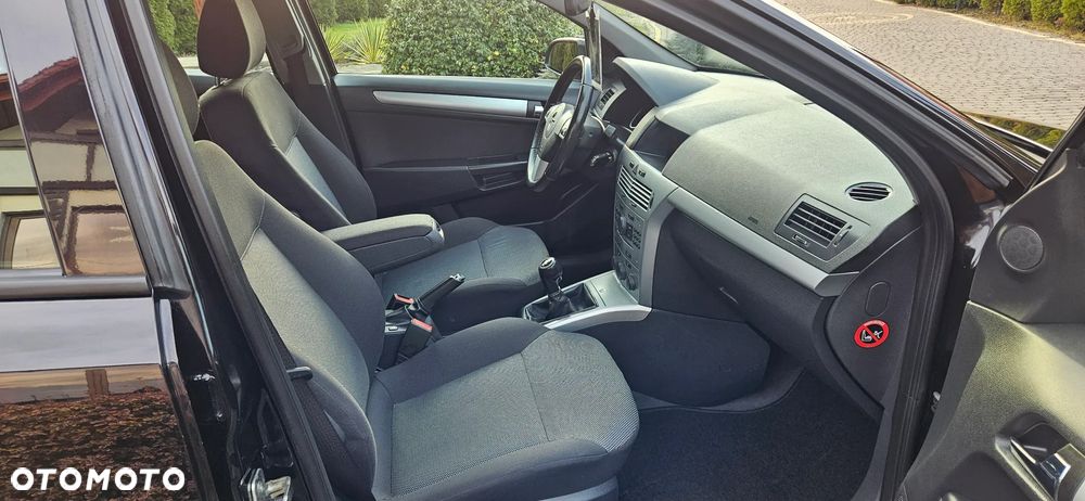 Opel Astra 1.6 Selection - 9