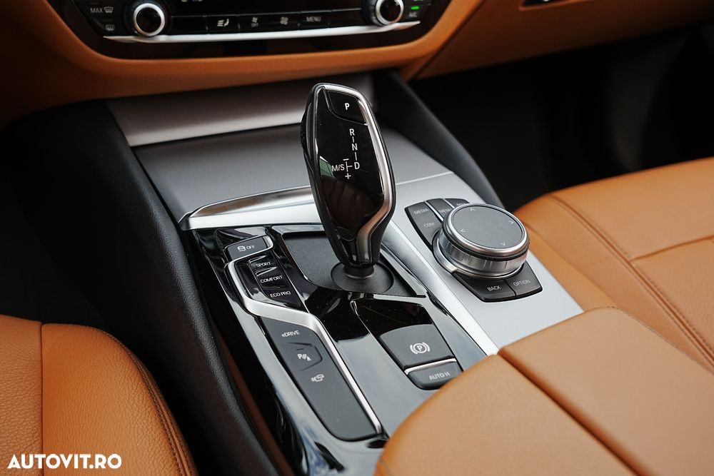BMW Seria 5 530e xDrive AT PHEV - 20