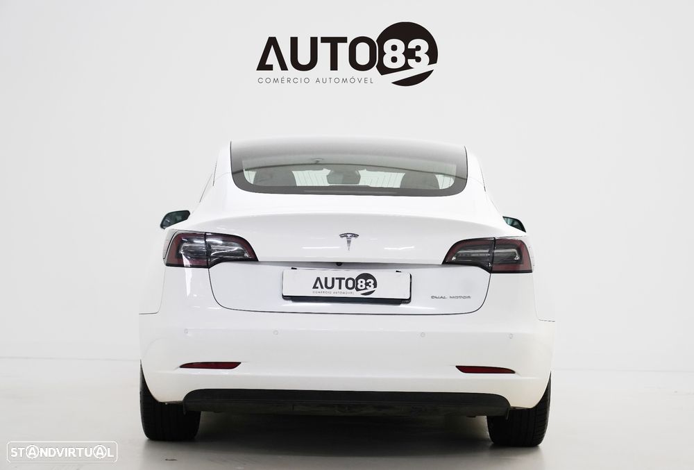 Tesla Model 3 Long-Range Dual Motor AWD - 4