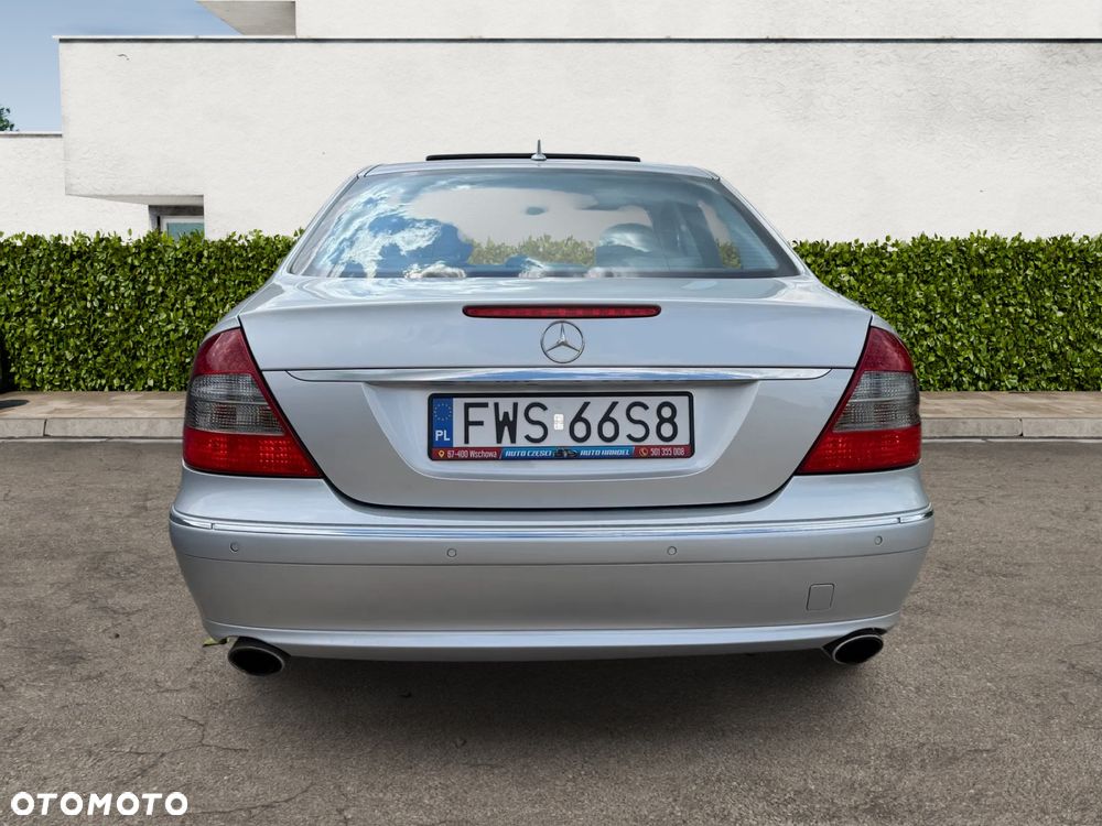 Mercedes-Benz Klasa E 320 CDI 7G-TRONIC Avantgarde BusinessEDITION - 13