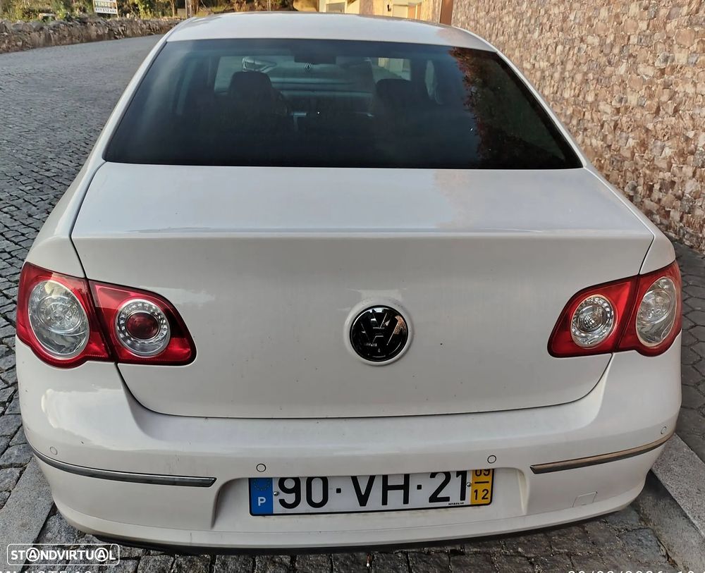 VW Passat 2.0 TDI Sportline R-Line - 6